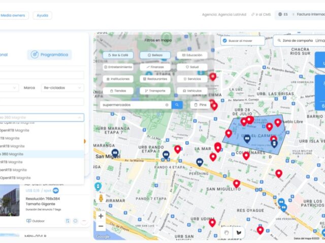 Interfaz de LatinAd mostrando planificación de campañas DOOH programáticas en múltiples DSPs