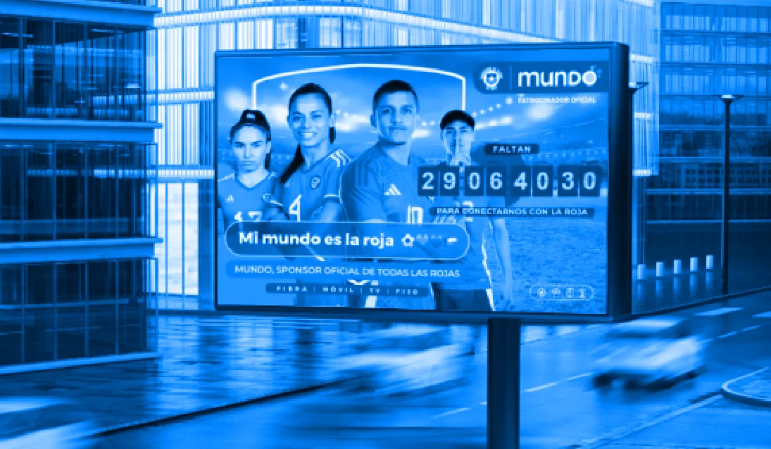 Pantallas digitales en Costa Rica mostrando goles y resultados de la Copa América 2024 en tiempo real